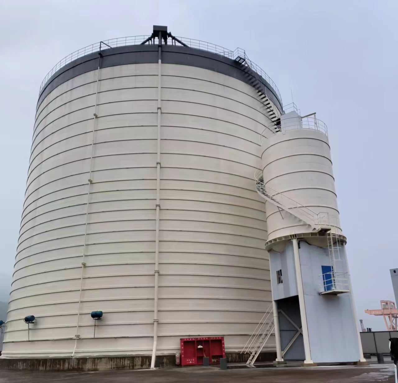 澄江10万吨水泥钢板库